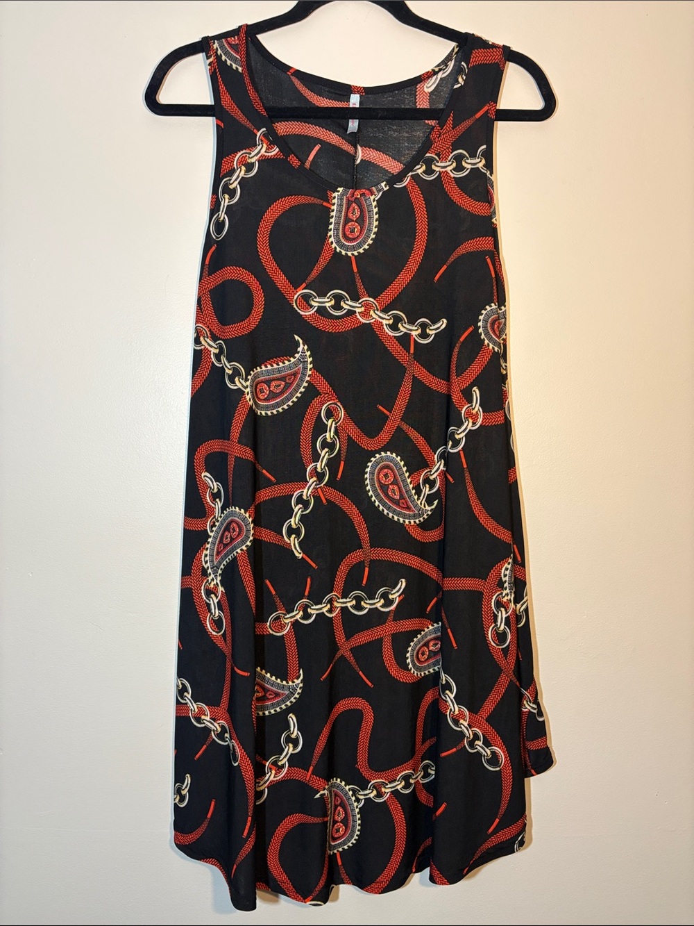 Black Paisley Chain Print Midi Dress Sleeveless Scoop Neck Bohemian Flowy